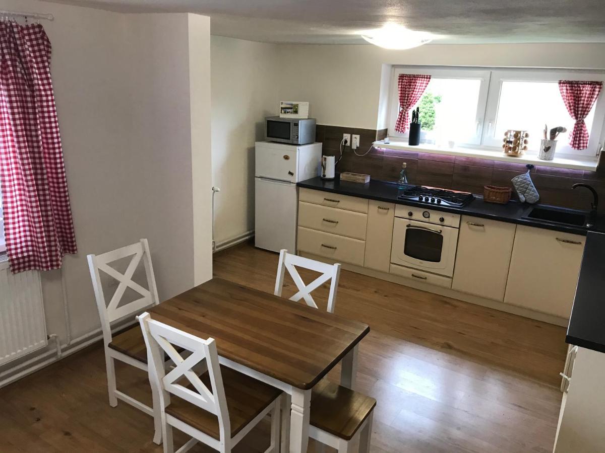 Apartman Emka 2 Liptovský Mikuláš Exteriör bild
