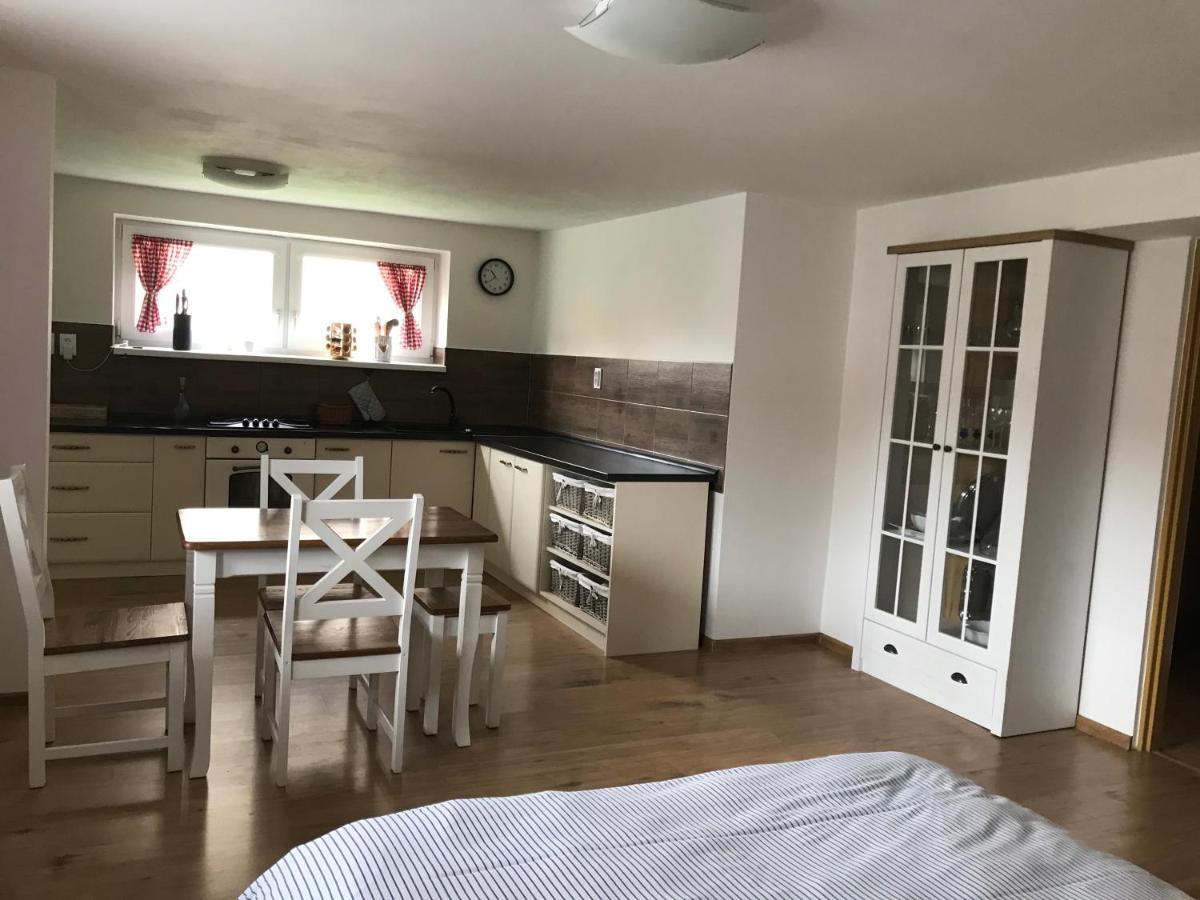 Apartman Emka 2 Liptovský Mikuláš Exteriör bild