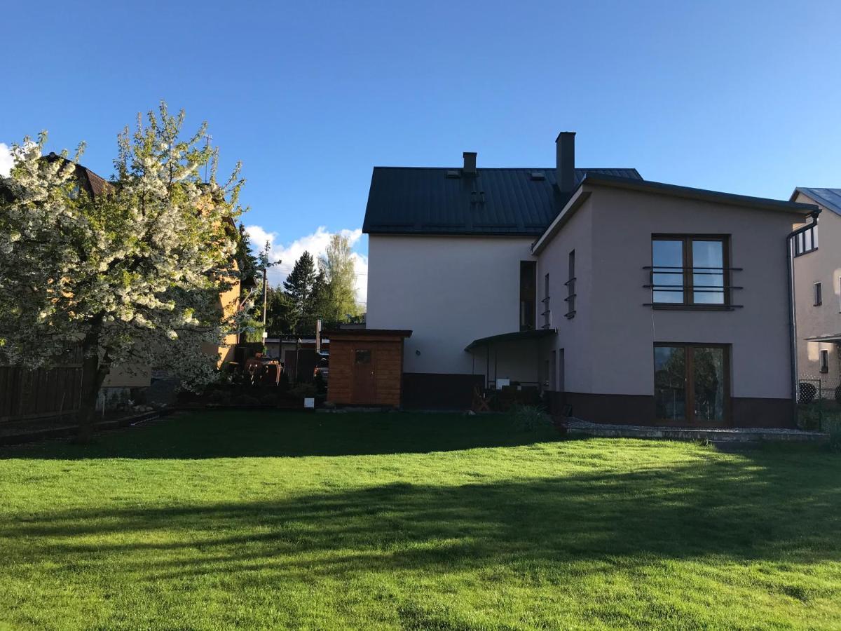 Apartman Emka 2 Liptovský Mikuláš Exteriör bild
